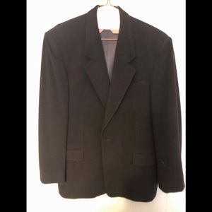 42s Black cashmere blend sports jacket.